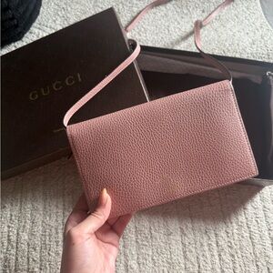 Gucci Dusty Pink Pebbled Leather Crossbody Bag
